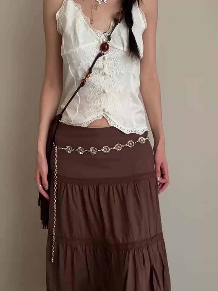 Women's Daisy Metal Waist Belt Chain, Adjustable Retro Flower Design